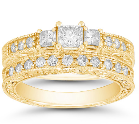 1 1/3 Carat Antique-Style Three Stone Princess Cut Weddign and Engagement Ring Set, 14K Yellow Gold