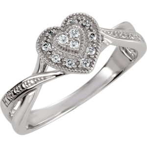 Near Vintage Silver CZ Stone Heart Ring