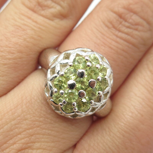 925 Sterling Silver Vintage Italy Real Peridot Gemstone Ring Size 7.25