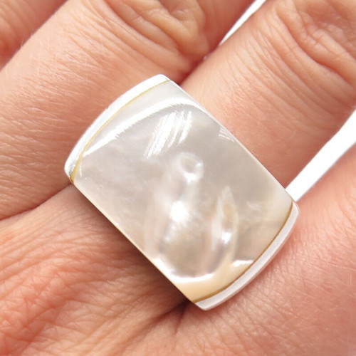 925 Sterling Silver Vintage Real Mother-of-Pearl Ring Size 7.75